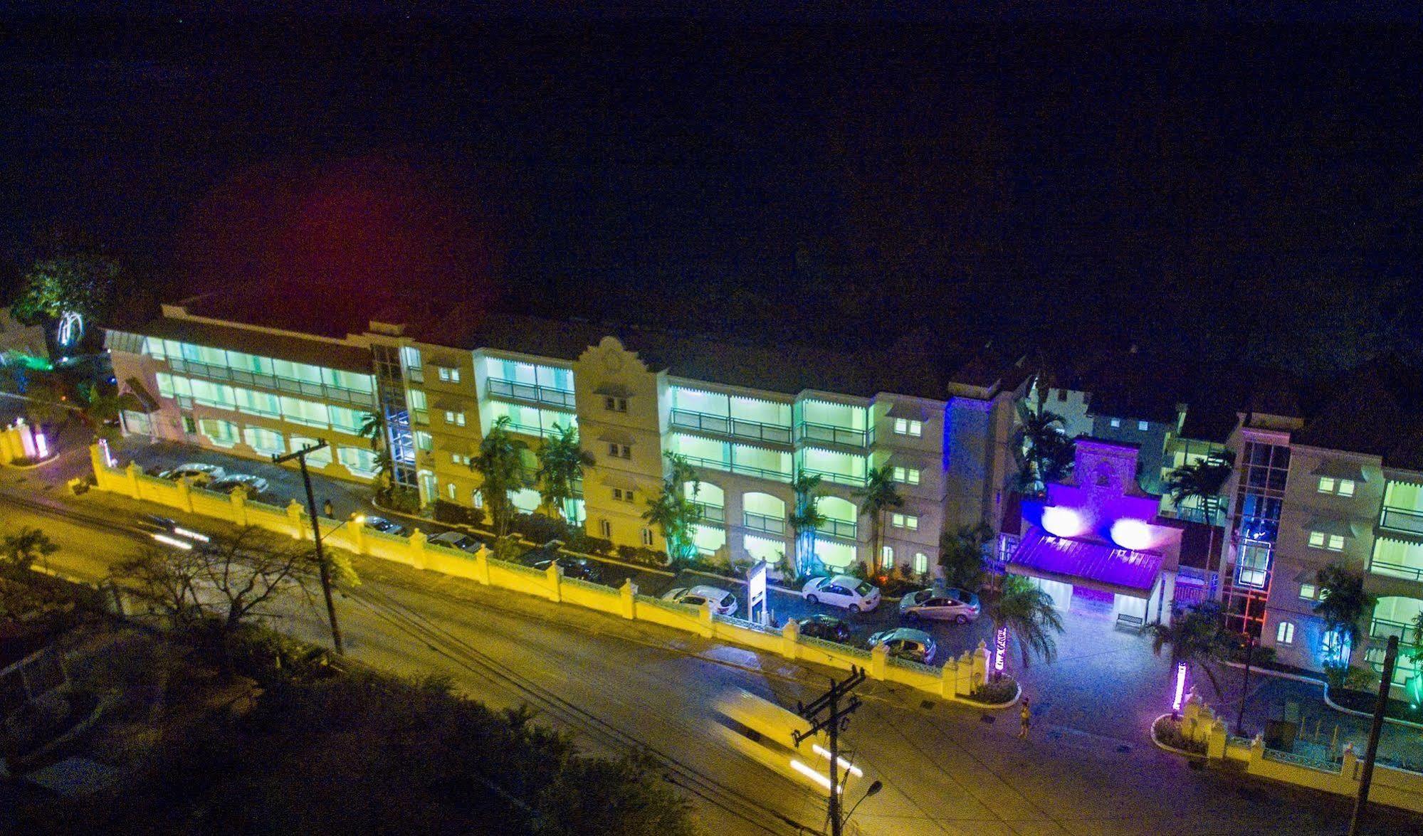 Hotel Coral Mist Beach Bridgetown
