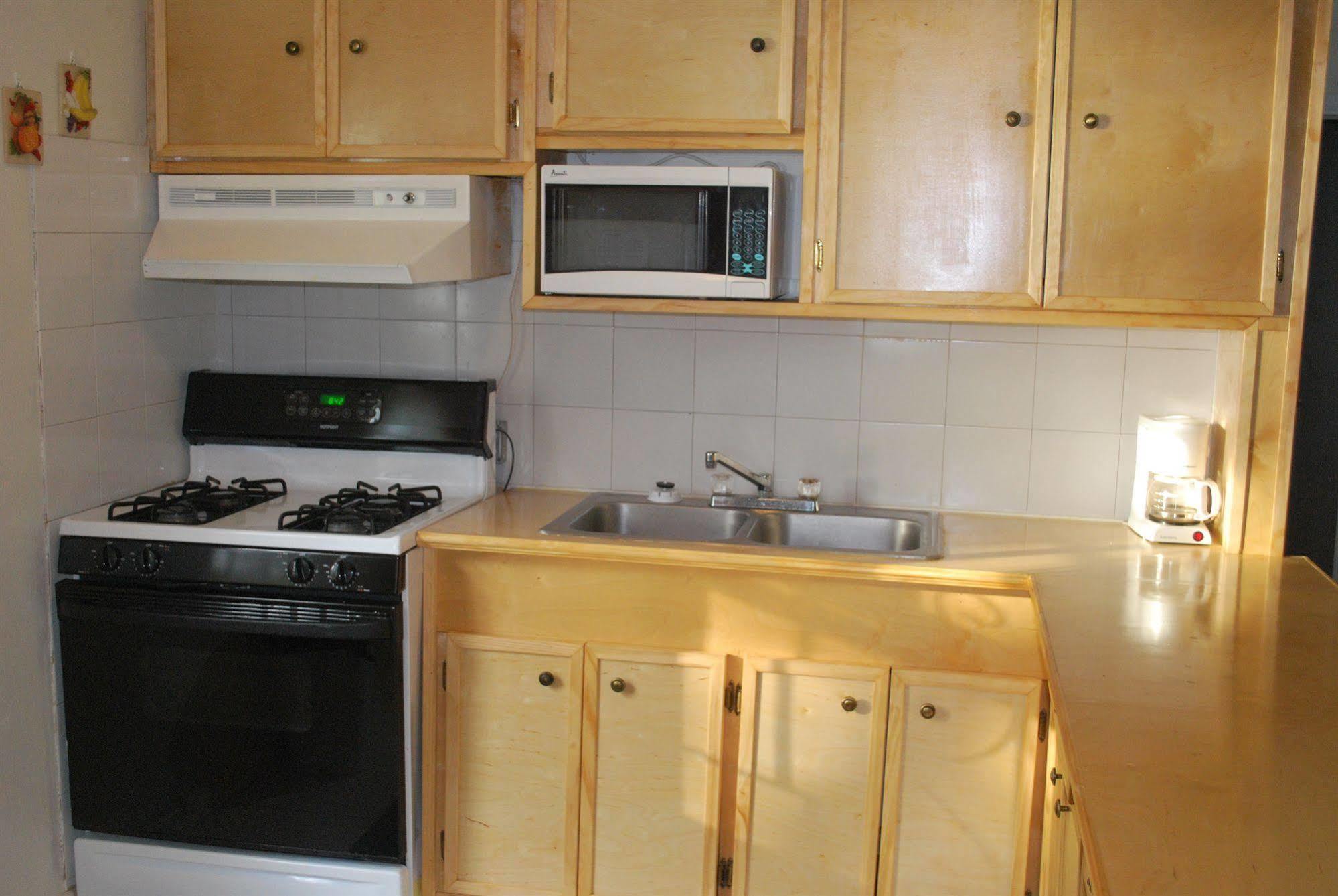 Hotel Beach Villas Coral Harbour