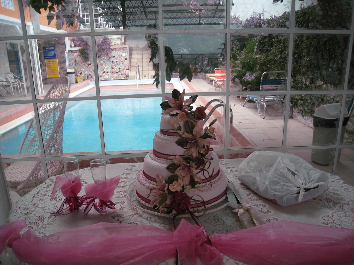 Alicia's Palace Hotel