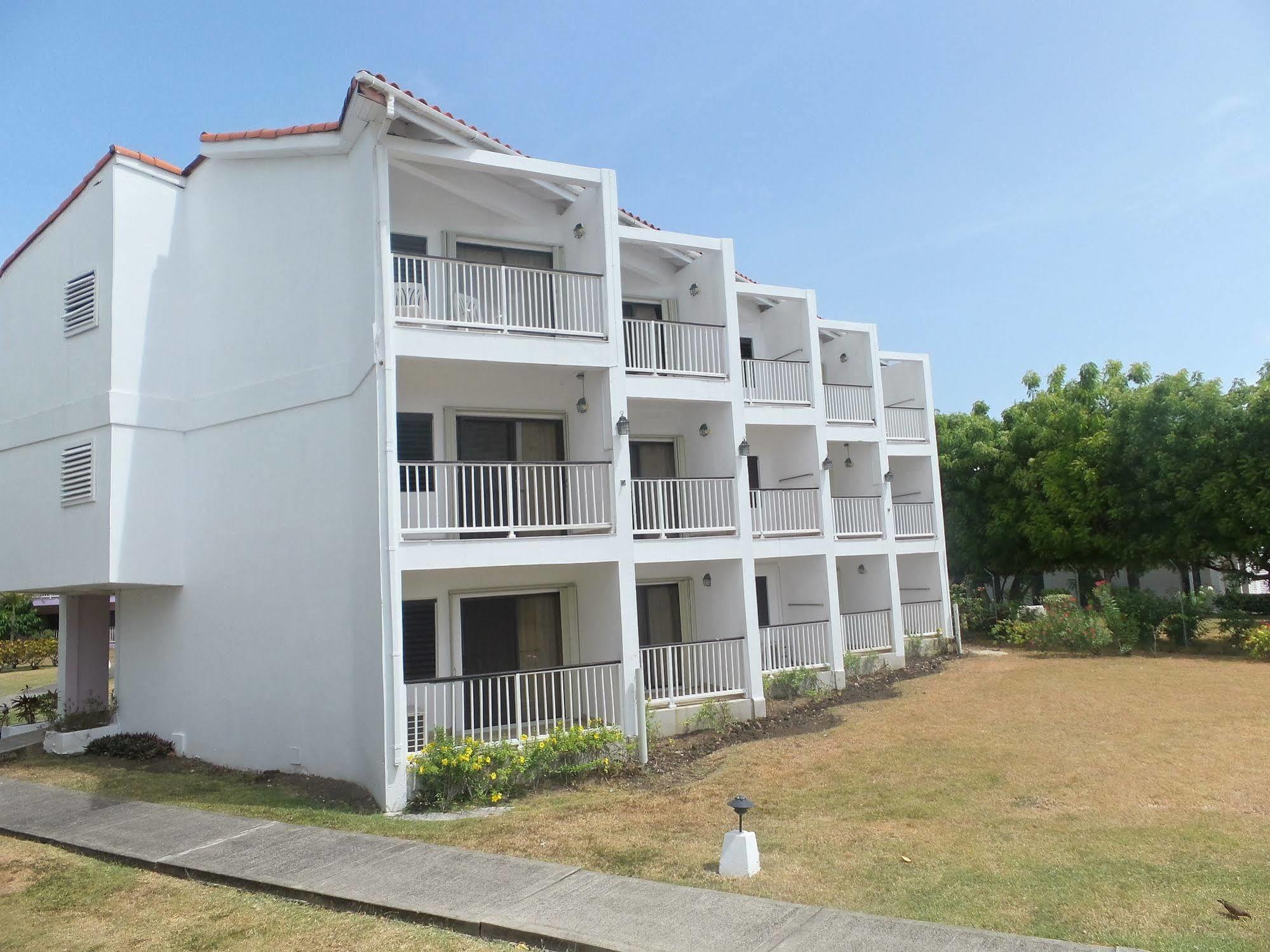 Allamanda Beach Grand Anse