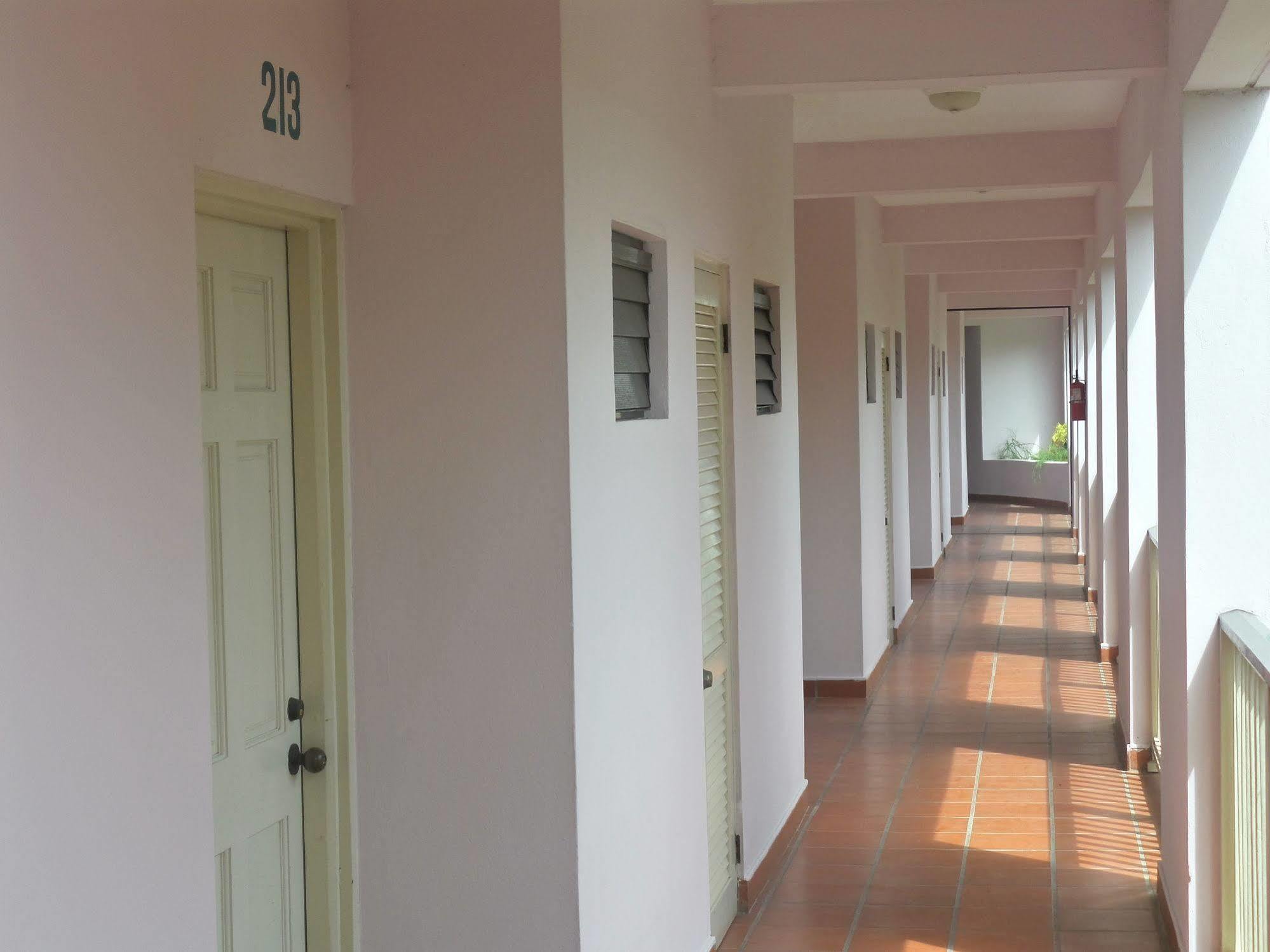 Hotel Allamanda Beach