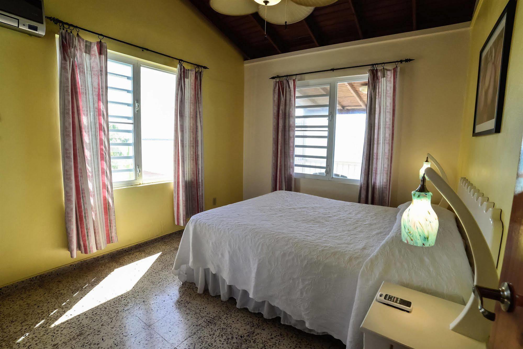 Lemontree Oceanfront Cottages Hotel 2*