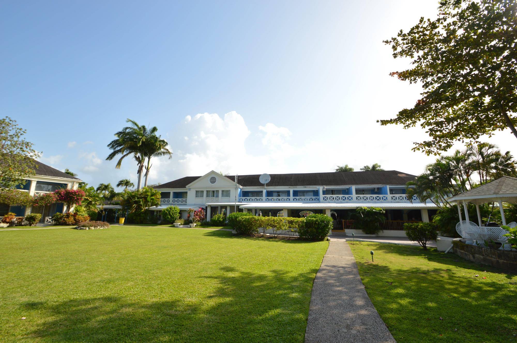 Resort Starfish Discovery Bay