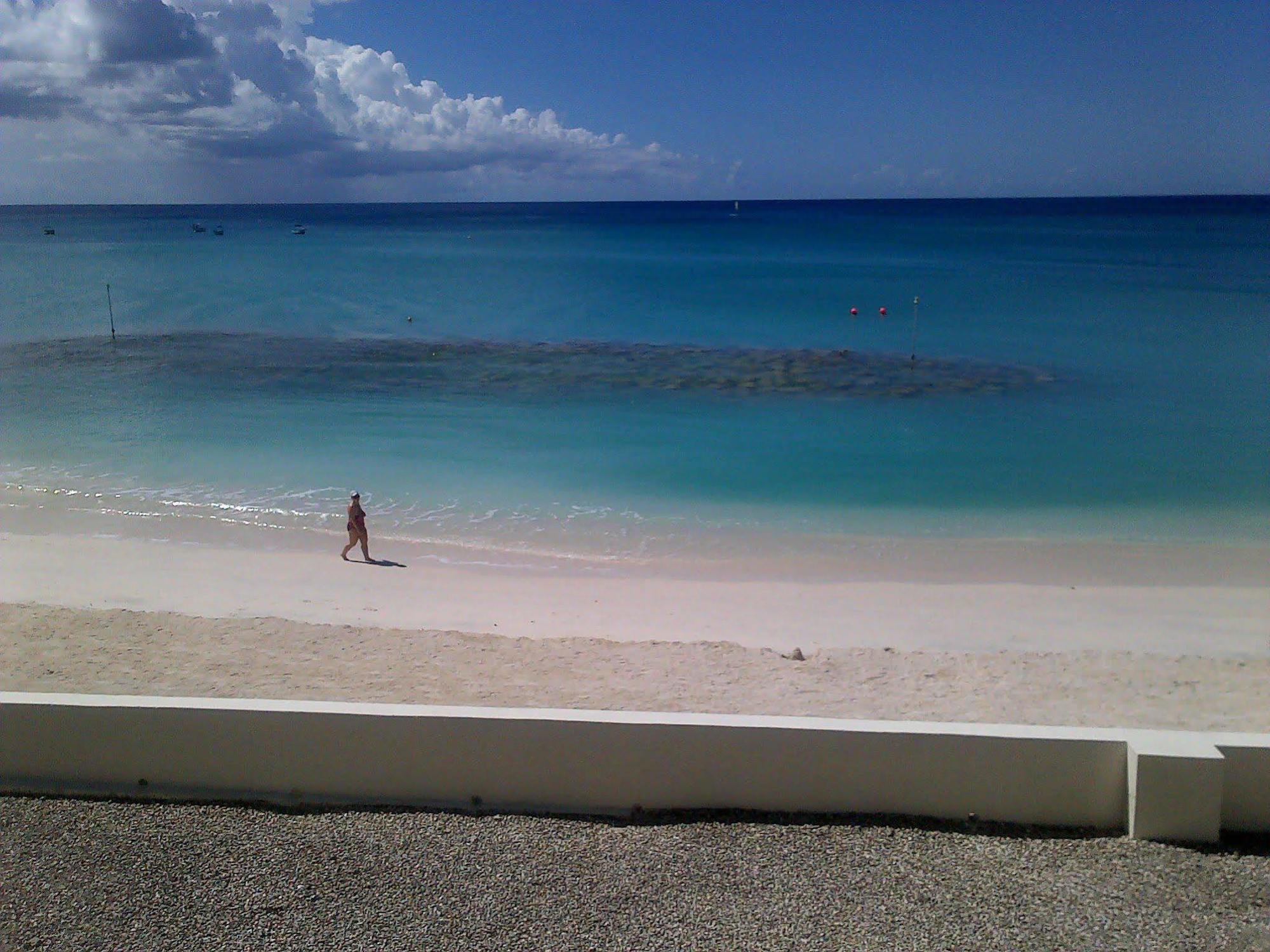 Resort Starfish Discovery Bay 3*