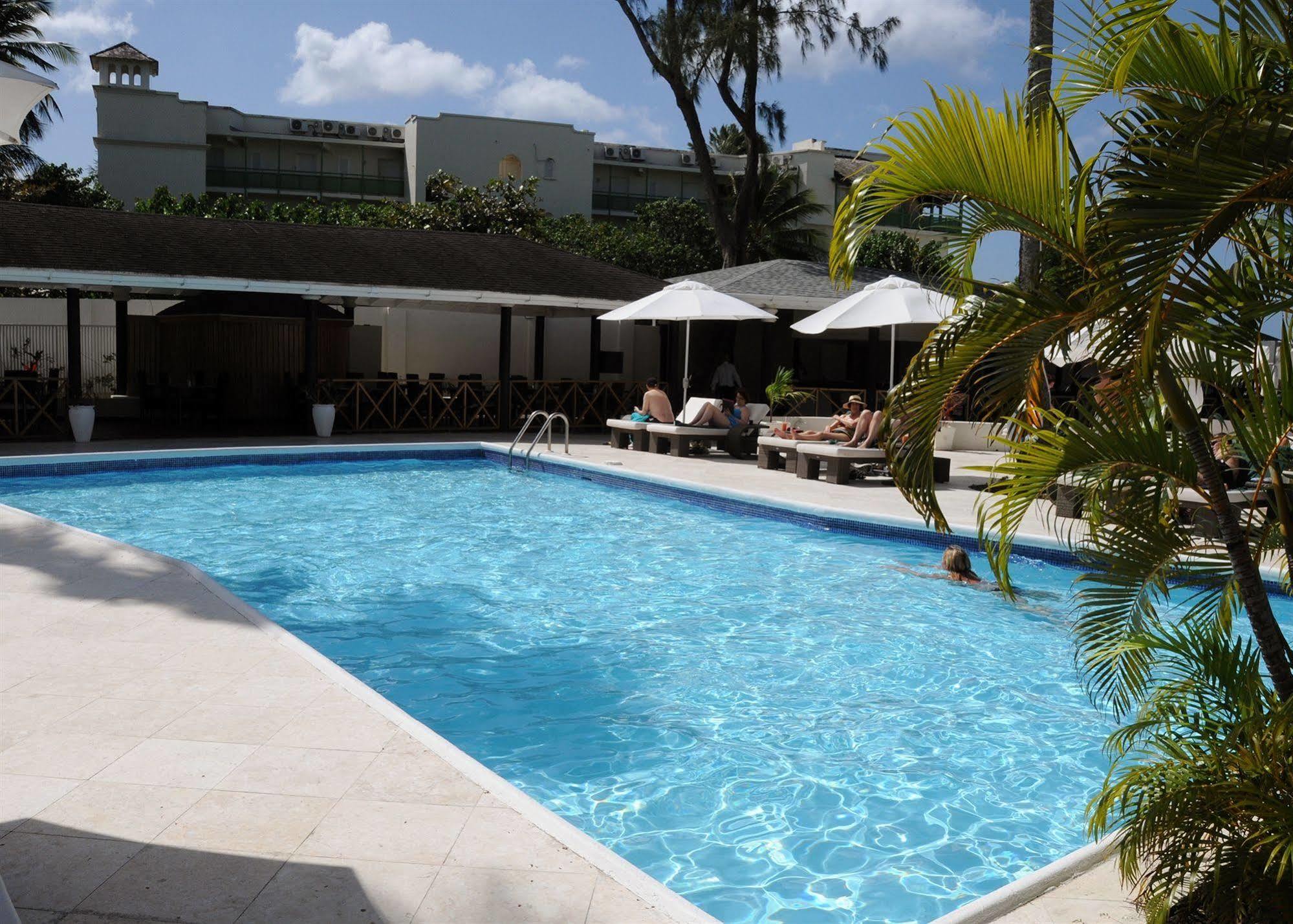 Starfish Discovery Bay Resort 3*