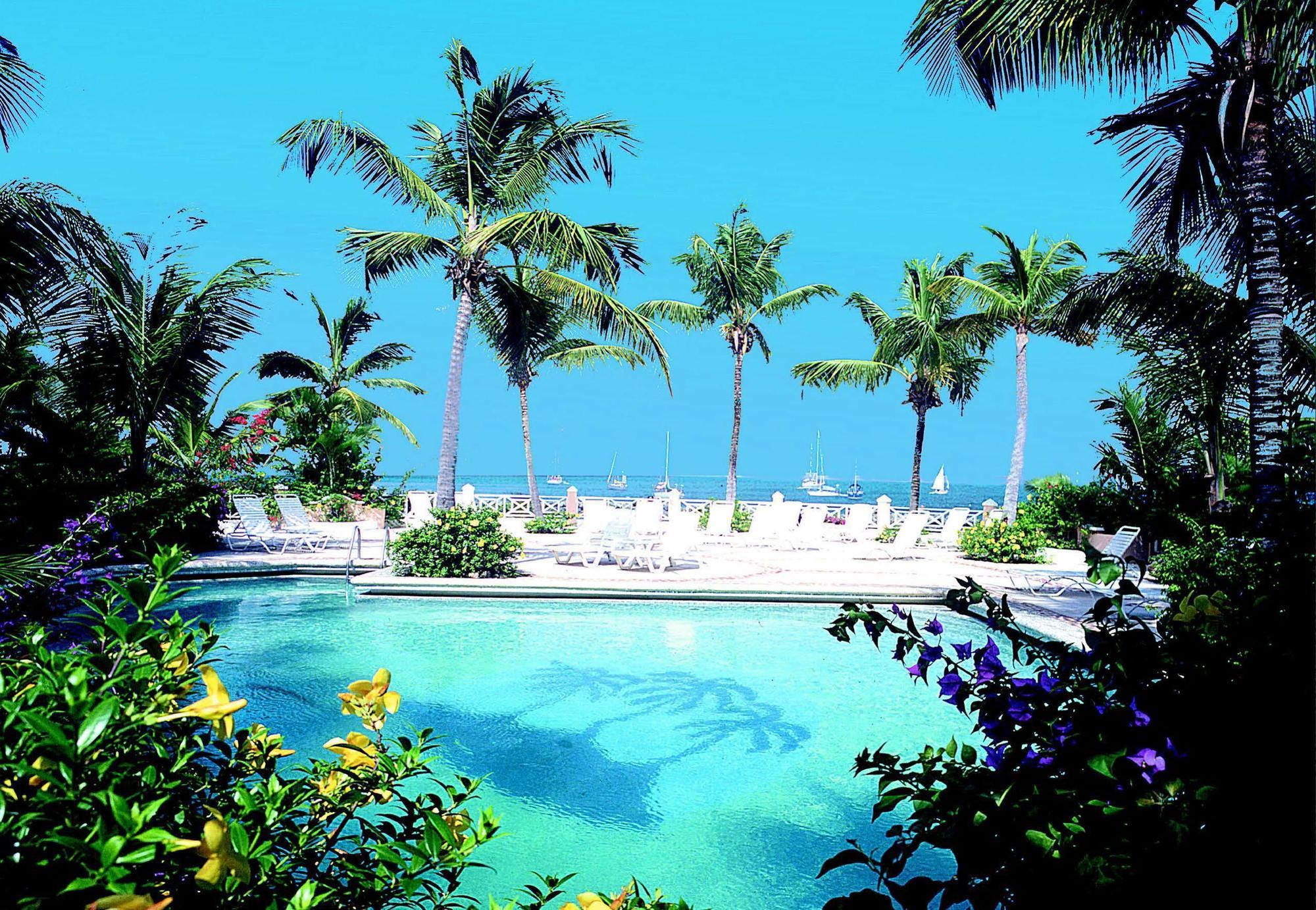 Coco Reef & 4* Crown Point