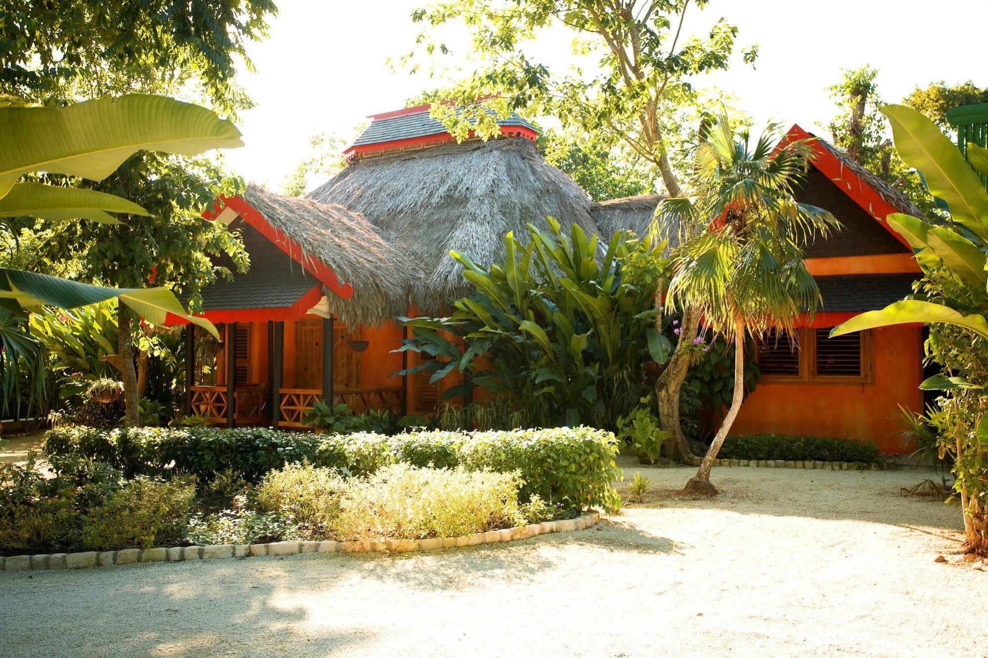 Resort The Caves