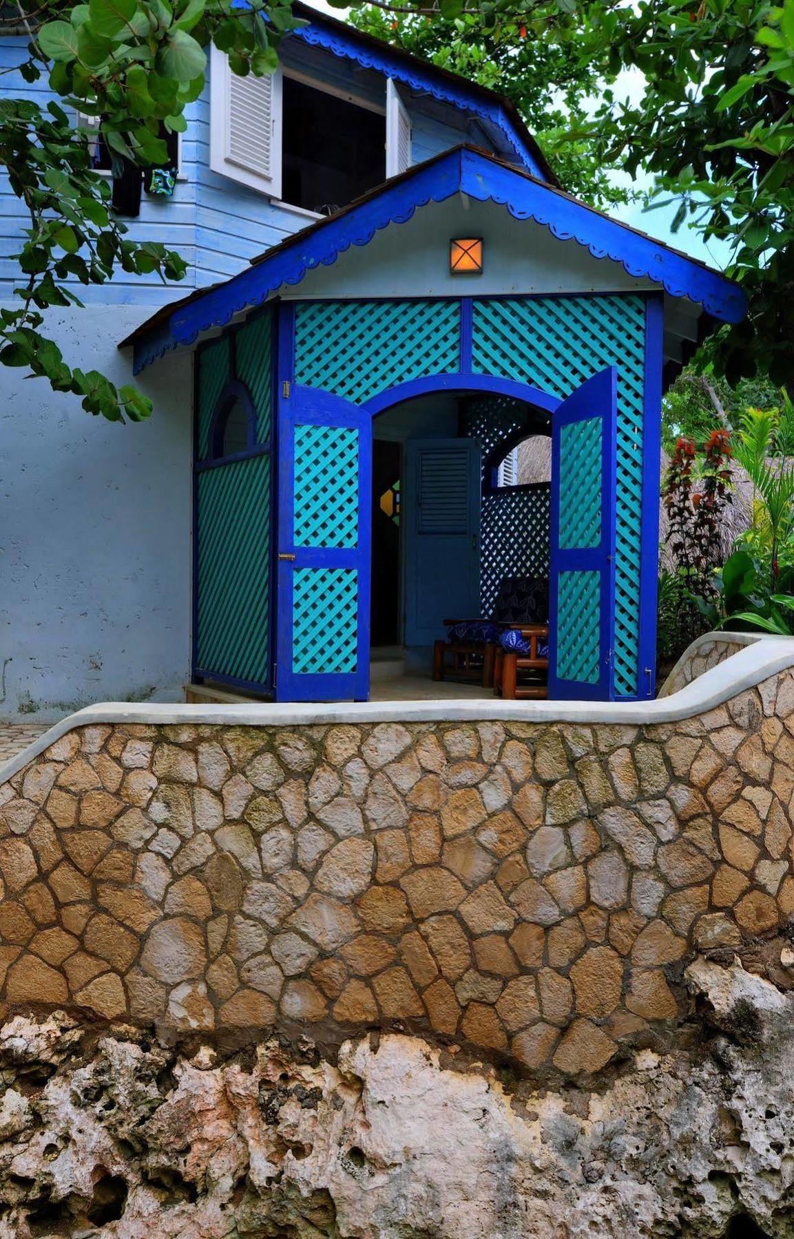 The Caves Resort 5*