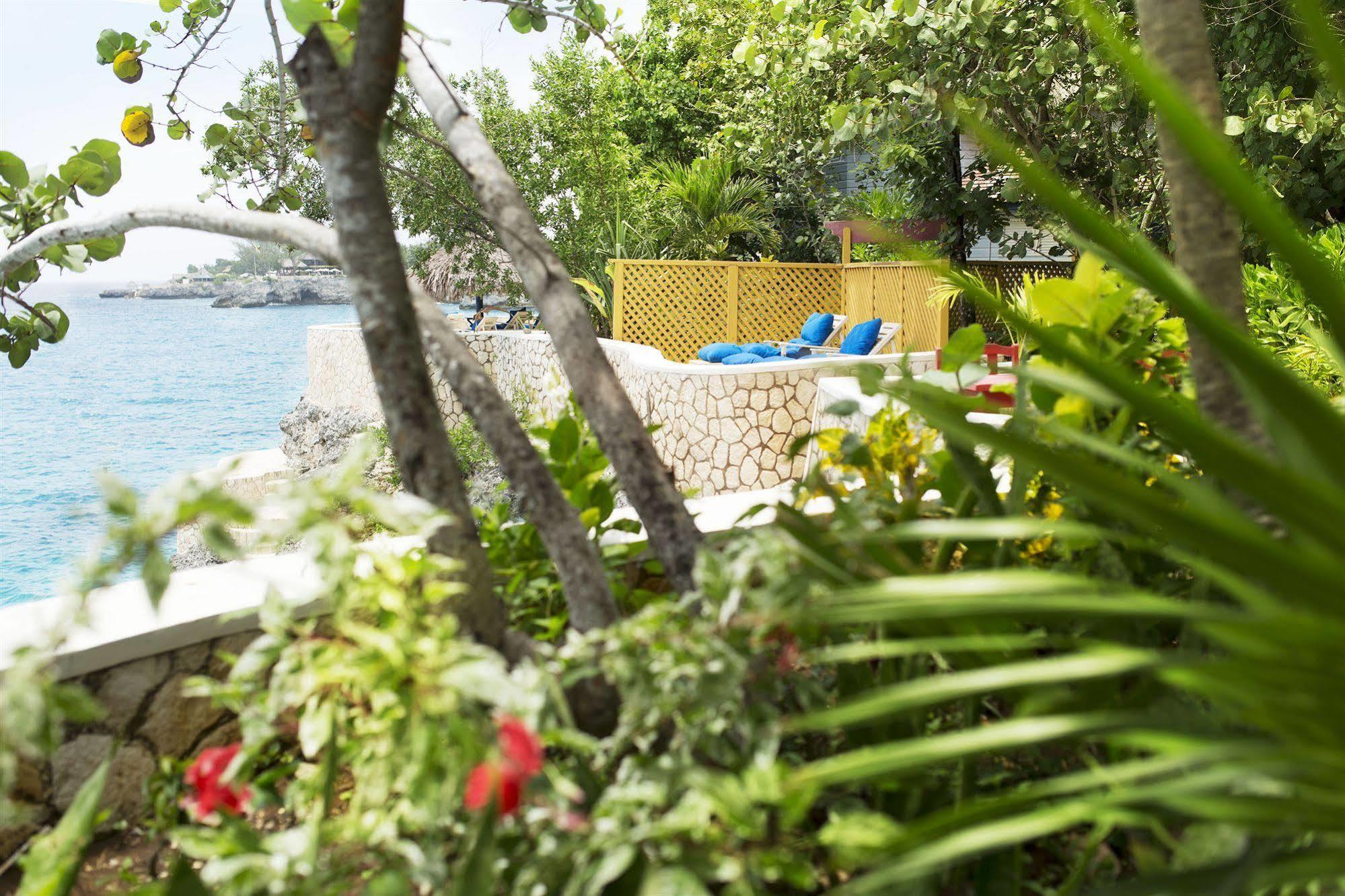 The Caves Resort 5*