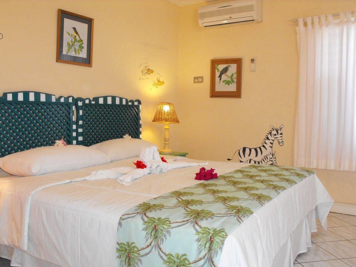 Bar-b-barn Beach Hotel Negril