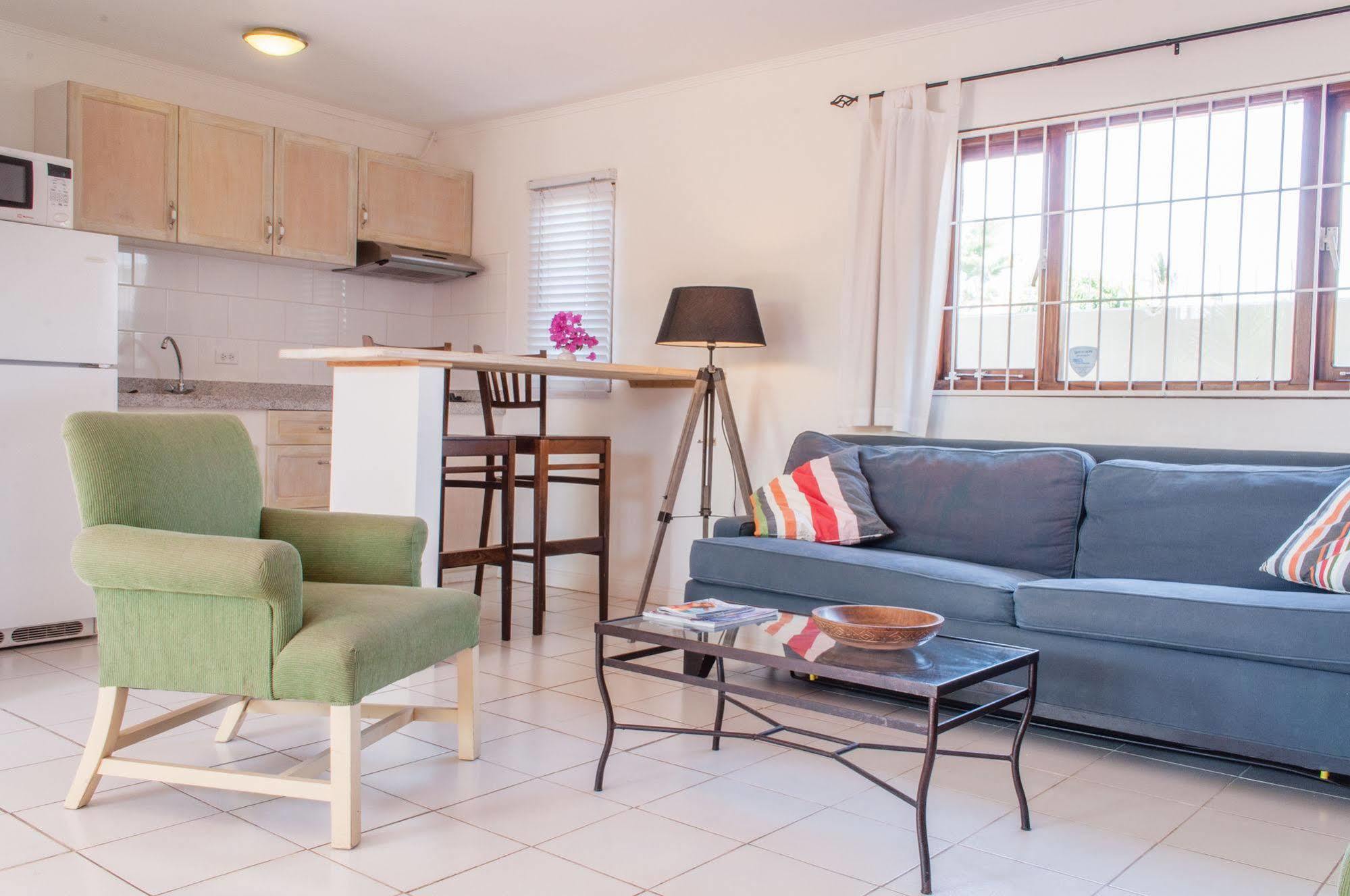 Aruba Palms Escape Suites Apartment Palm Beach