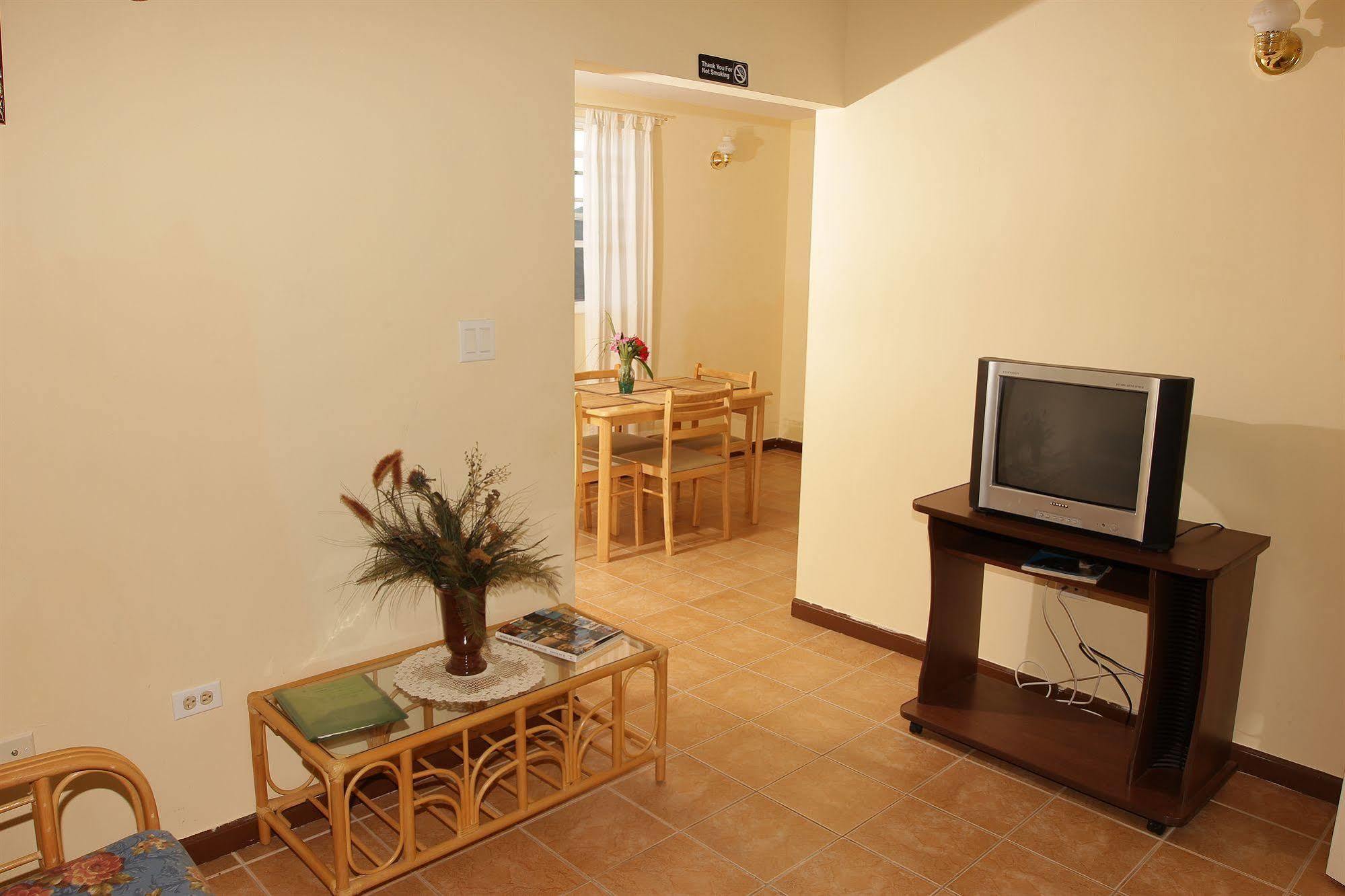 Paige Pond Country Inn 3*