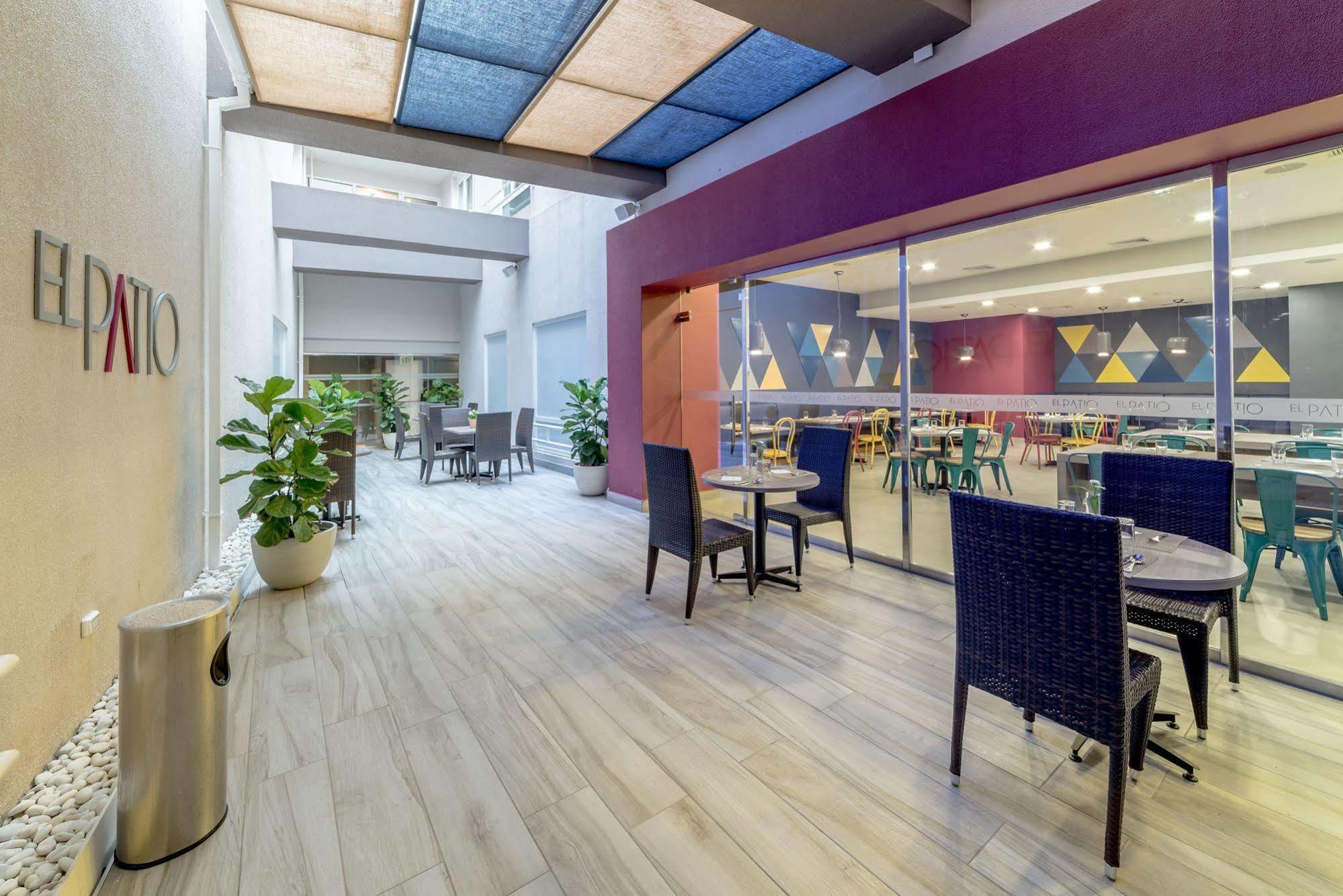 Hotel Novus Plaza Hodelpa 3*