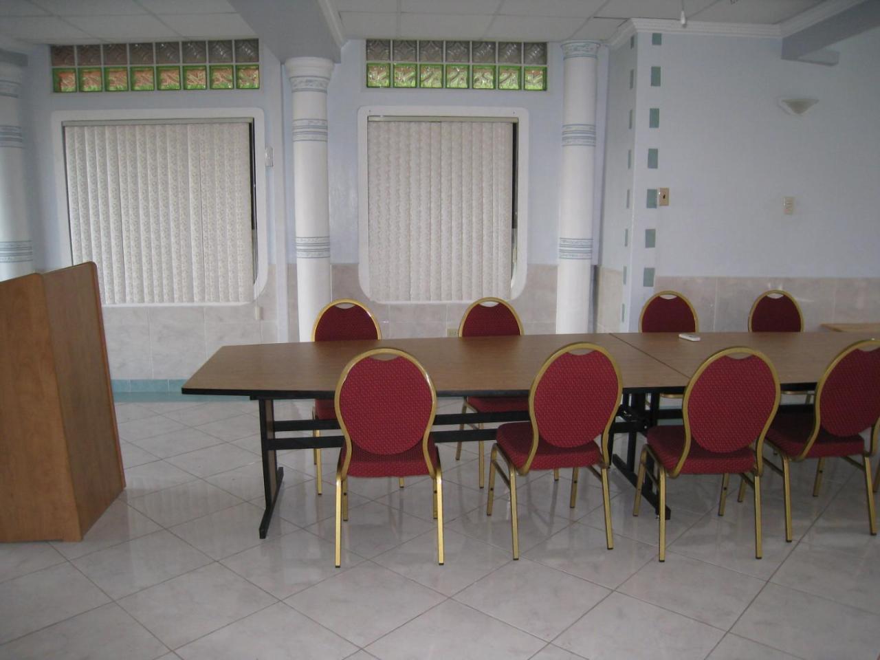 Alicia's Palace Hotel Port of Spain