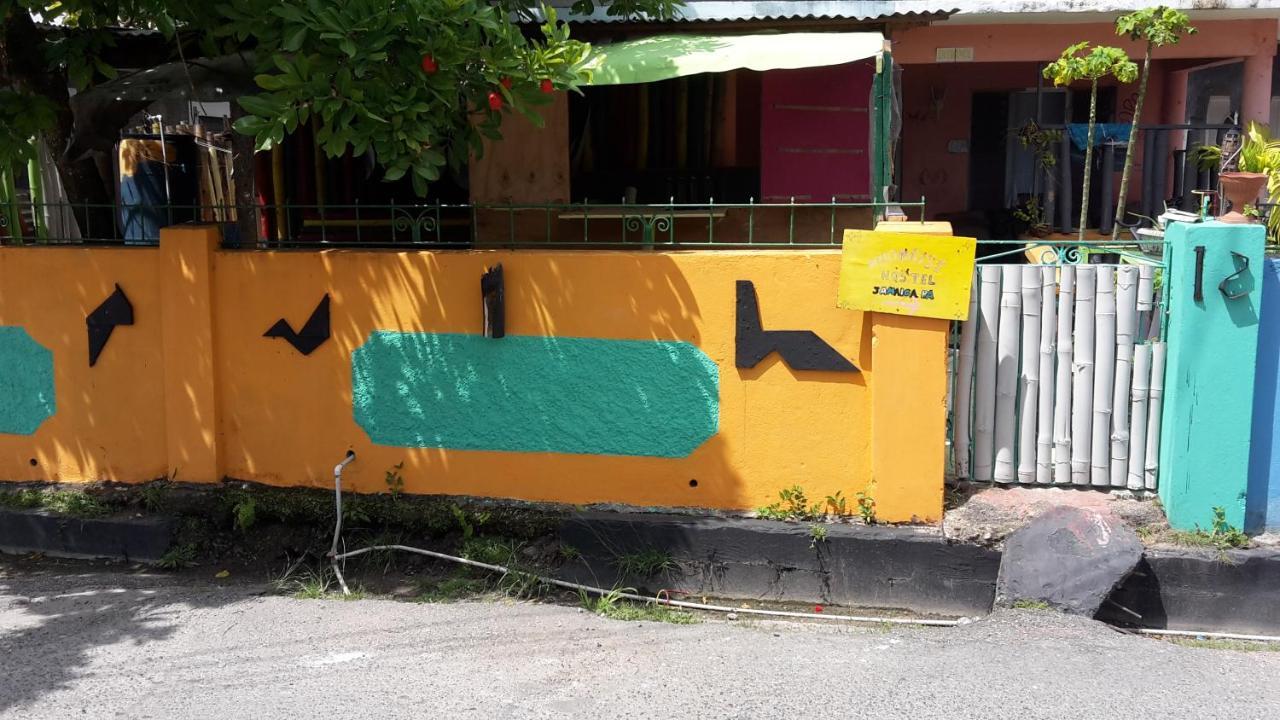 - * Port Antonio
