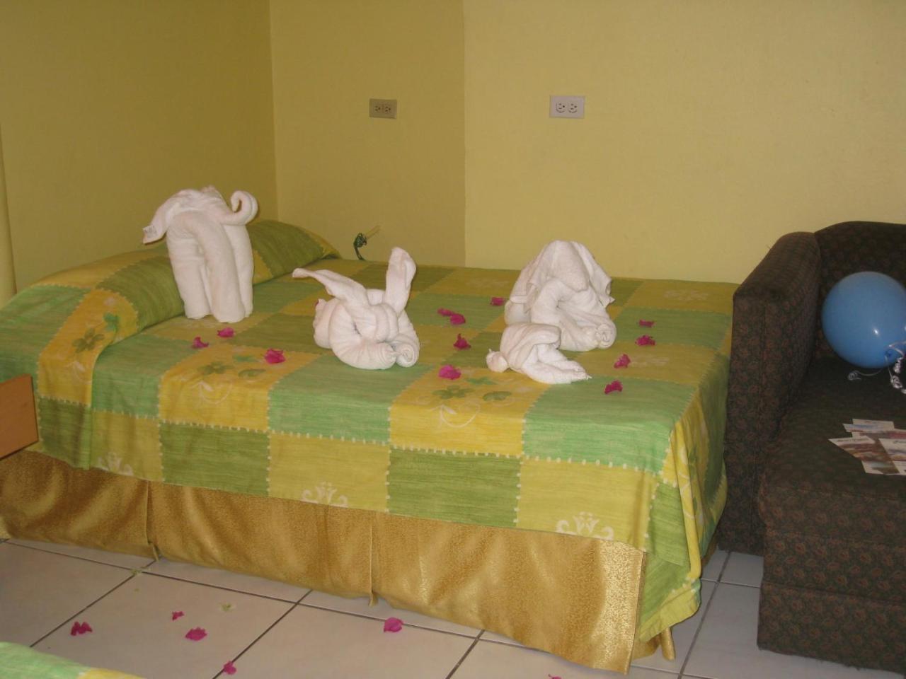 Hotel Alicia's Palace *