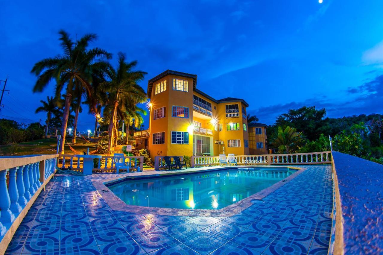 Emerald View Hotel Montego Bay