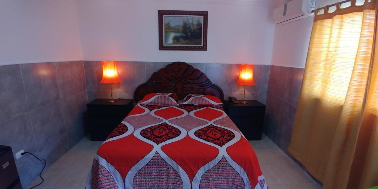 Riparbella 3* Santo Domingo