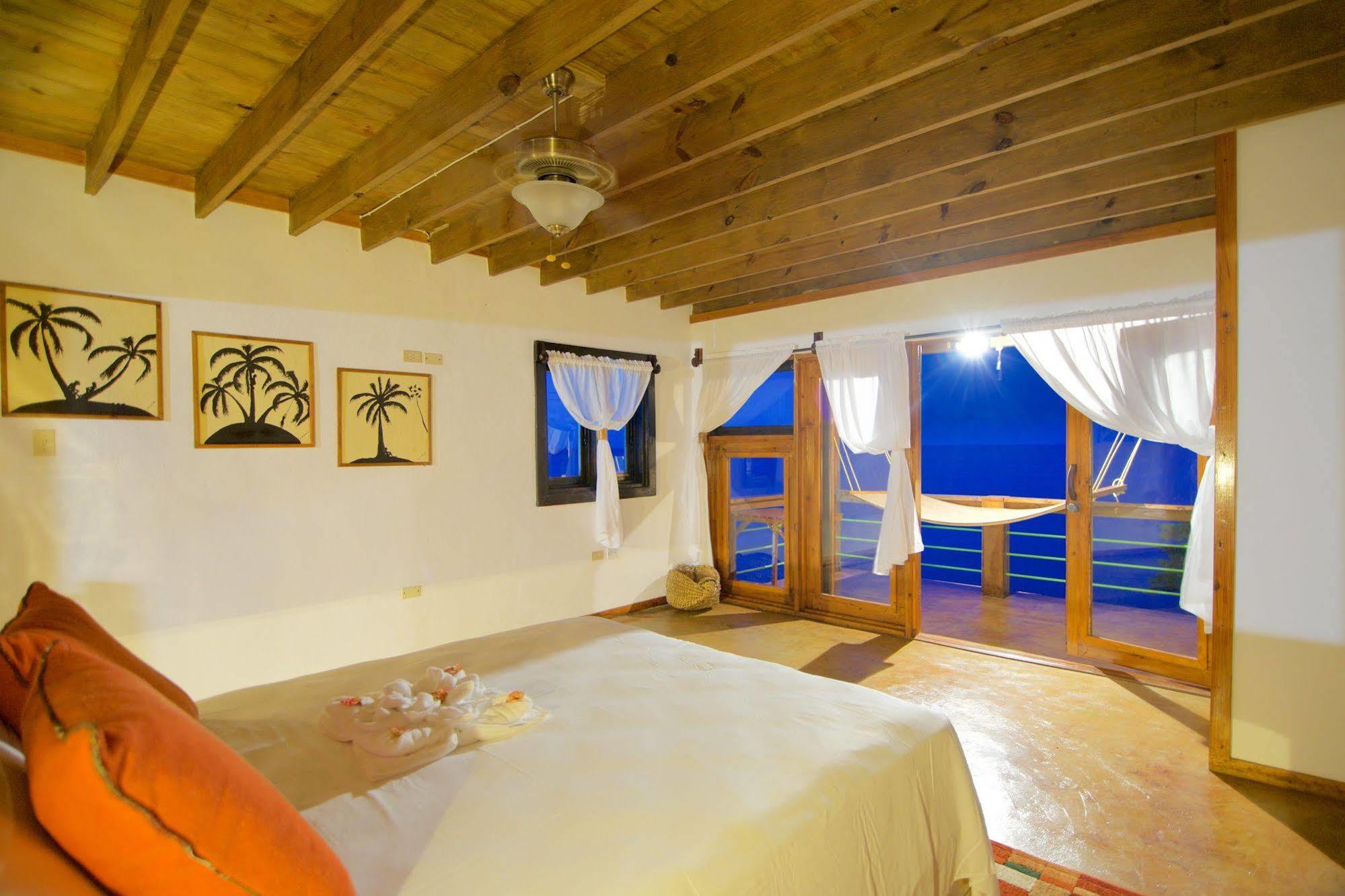The Sea Cliff & 4* Port Antonio