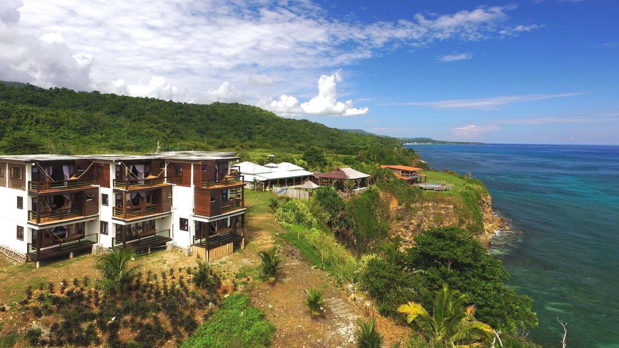 The Sea Cliff & 4*