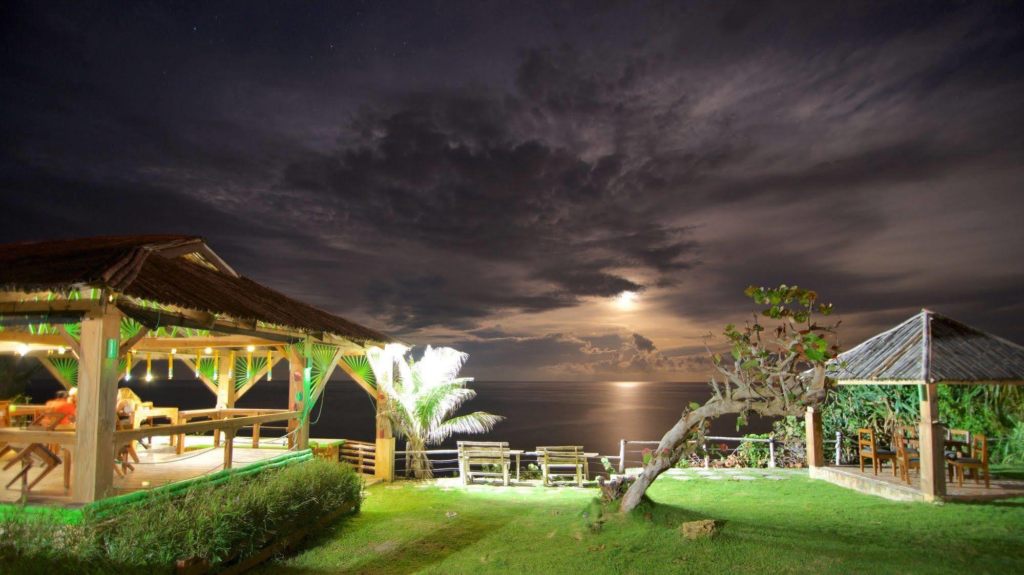 The Sea Cliff & 4* Port Antonio