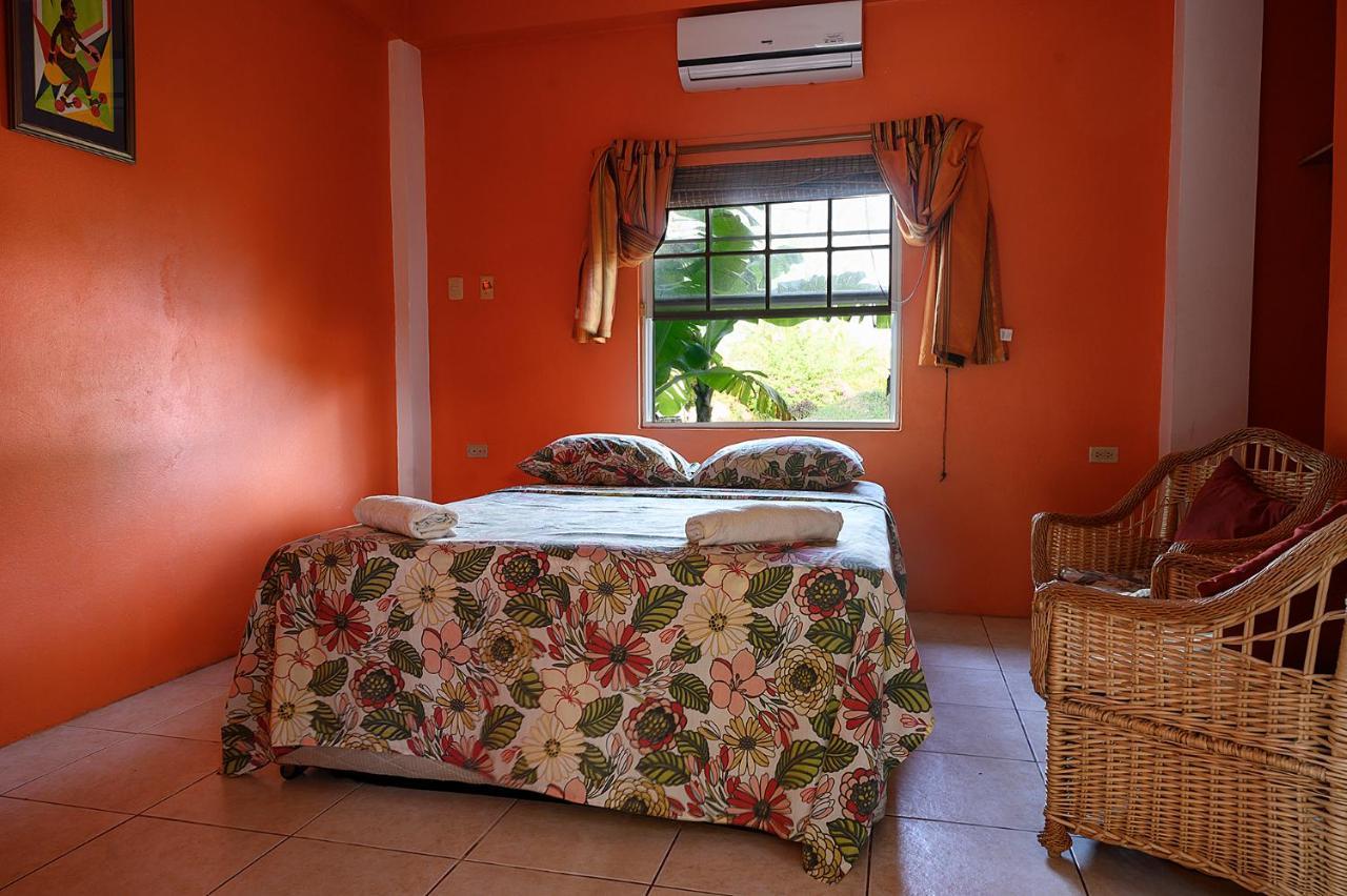 Fish Tobago Hostel Buccoo