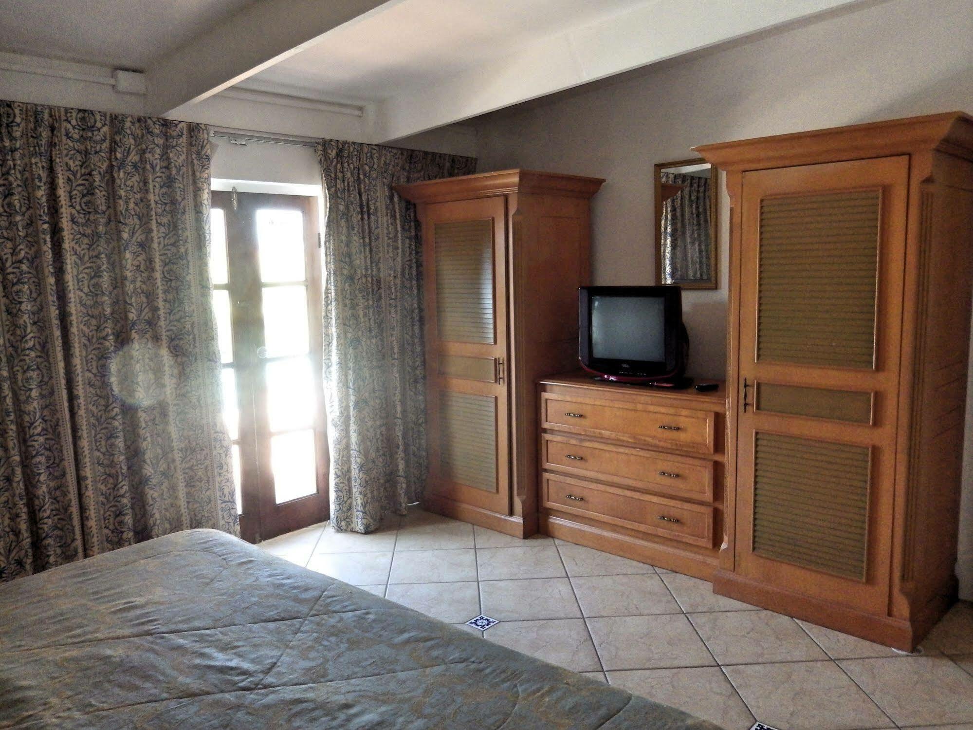 Aruba Cunucu Palm Beach