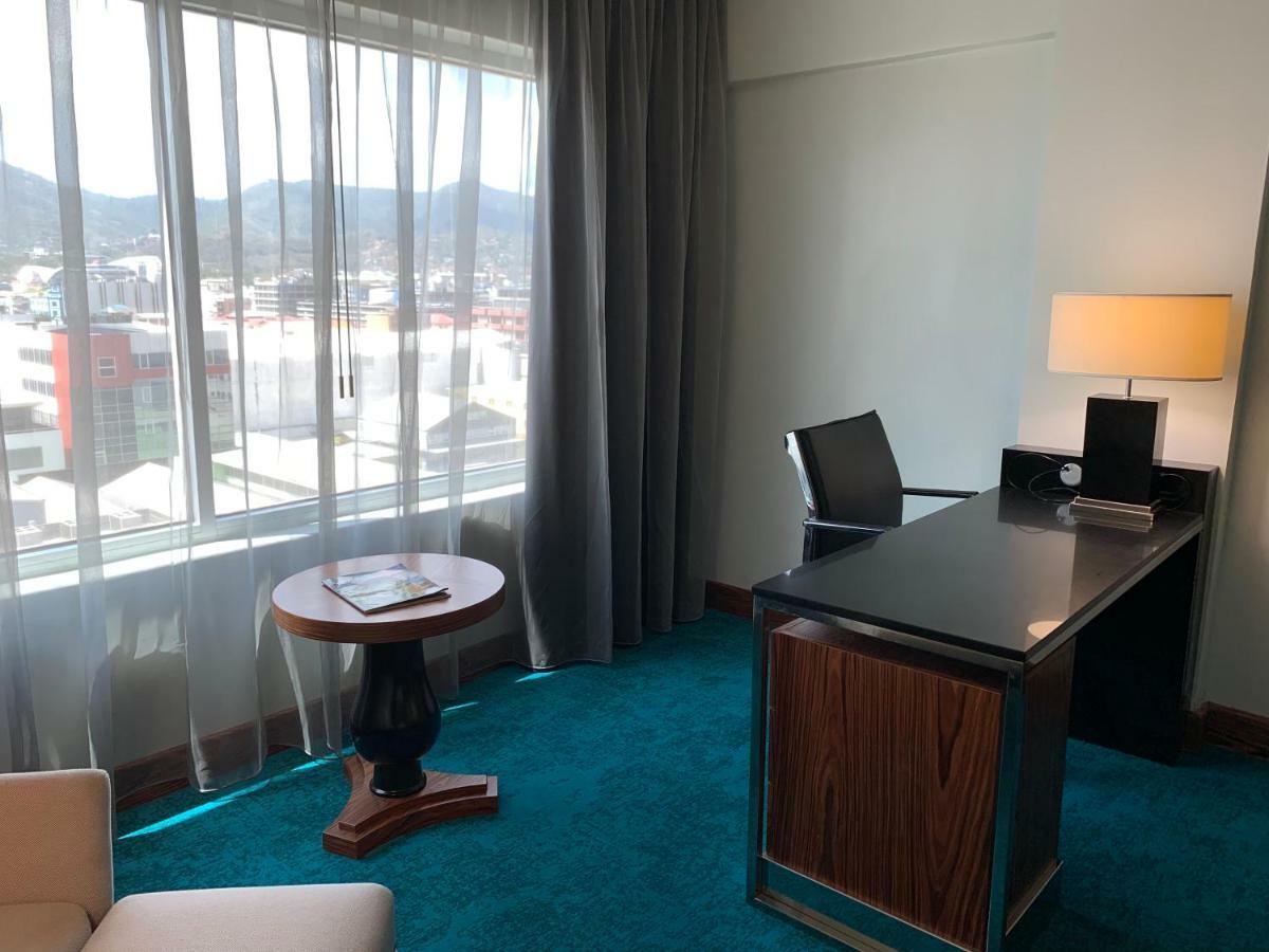 Radisson Trinidad Hotel 3*