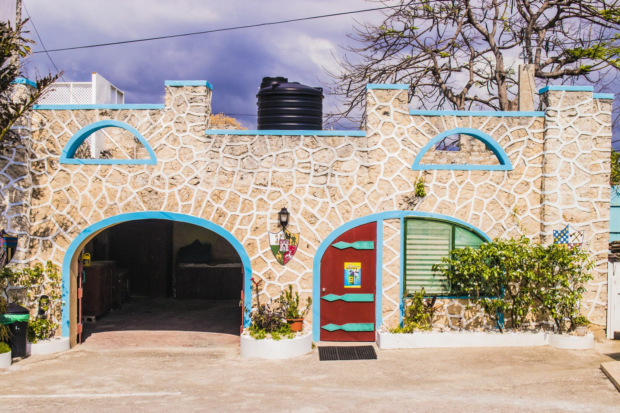 Blue Cave Castles Hotel Negril