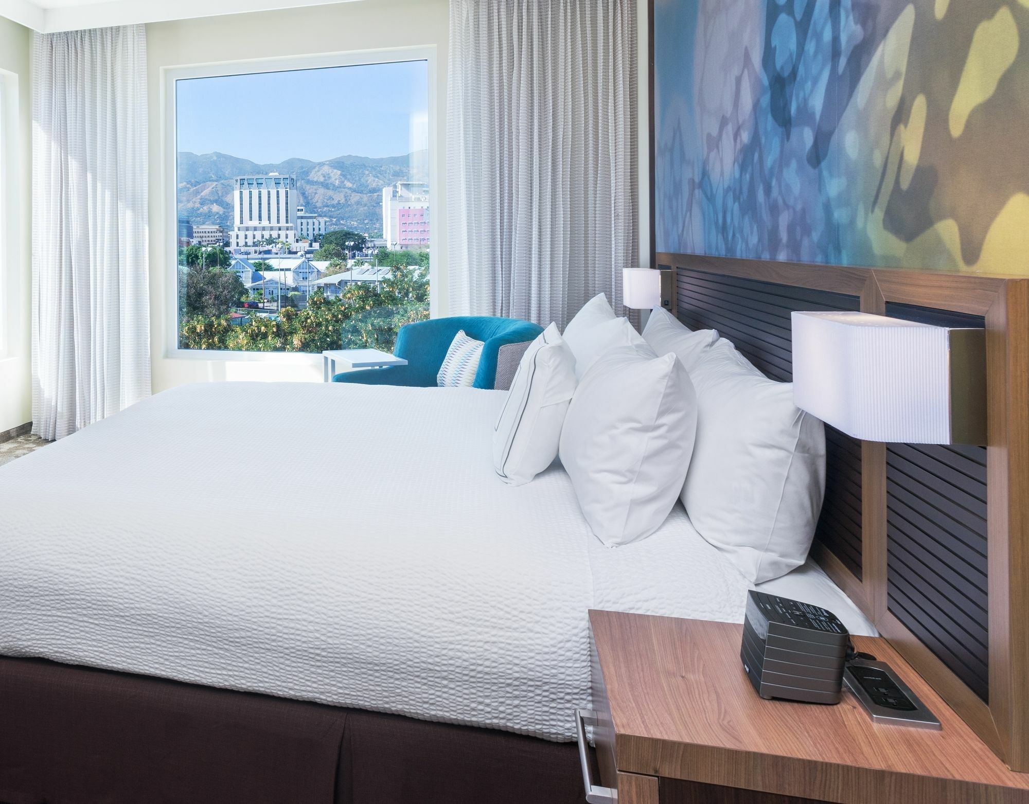 Courtyard By Marriott Kingston, Jamaica Hotel