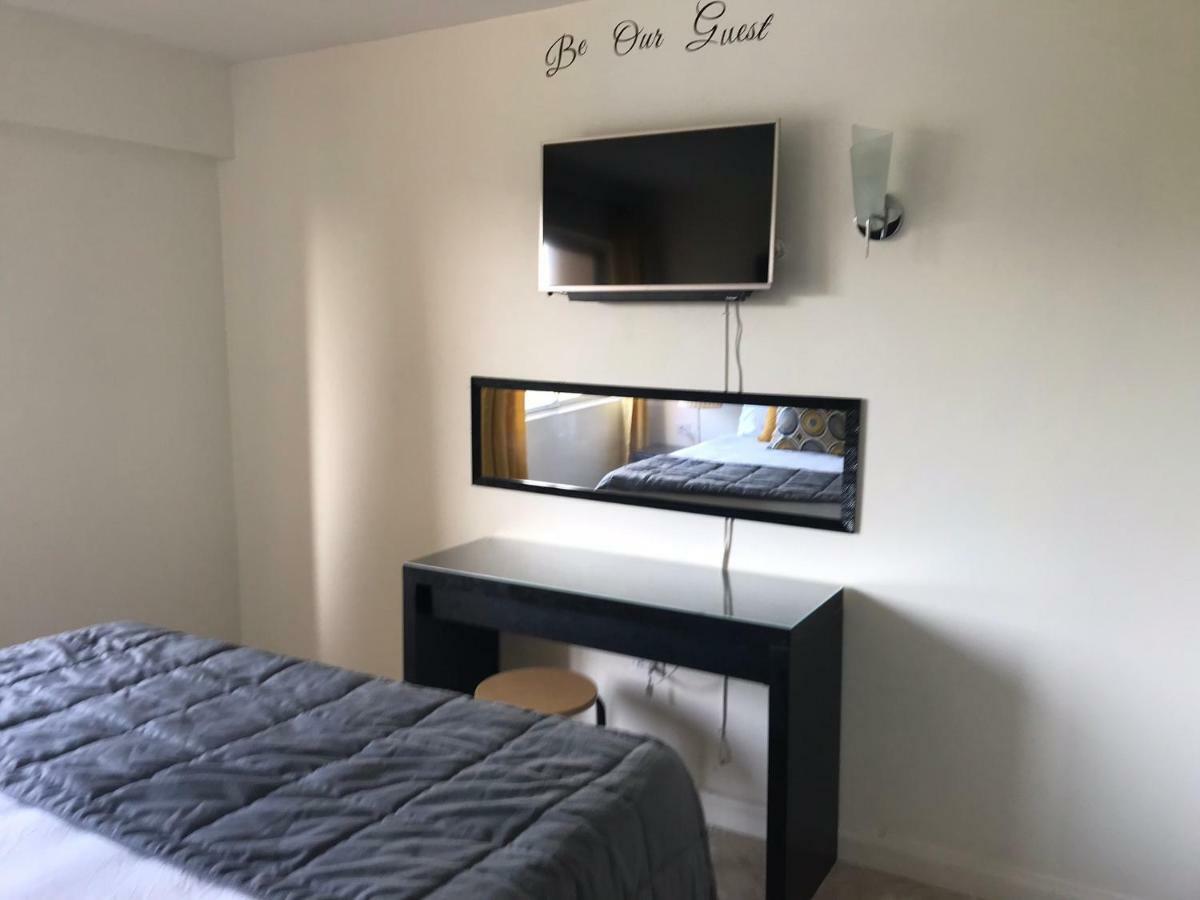 Thirty Six D- Turtle Towers Apartment