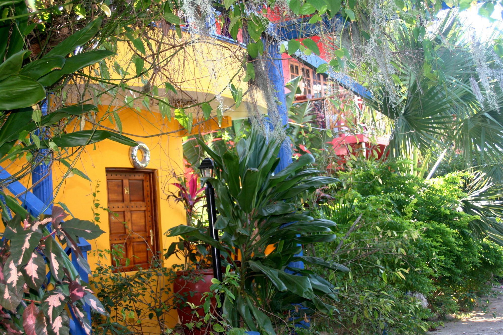 Idlers' Rest Hotel Black River