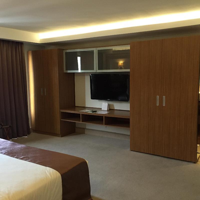 Weston Hotel
