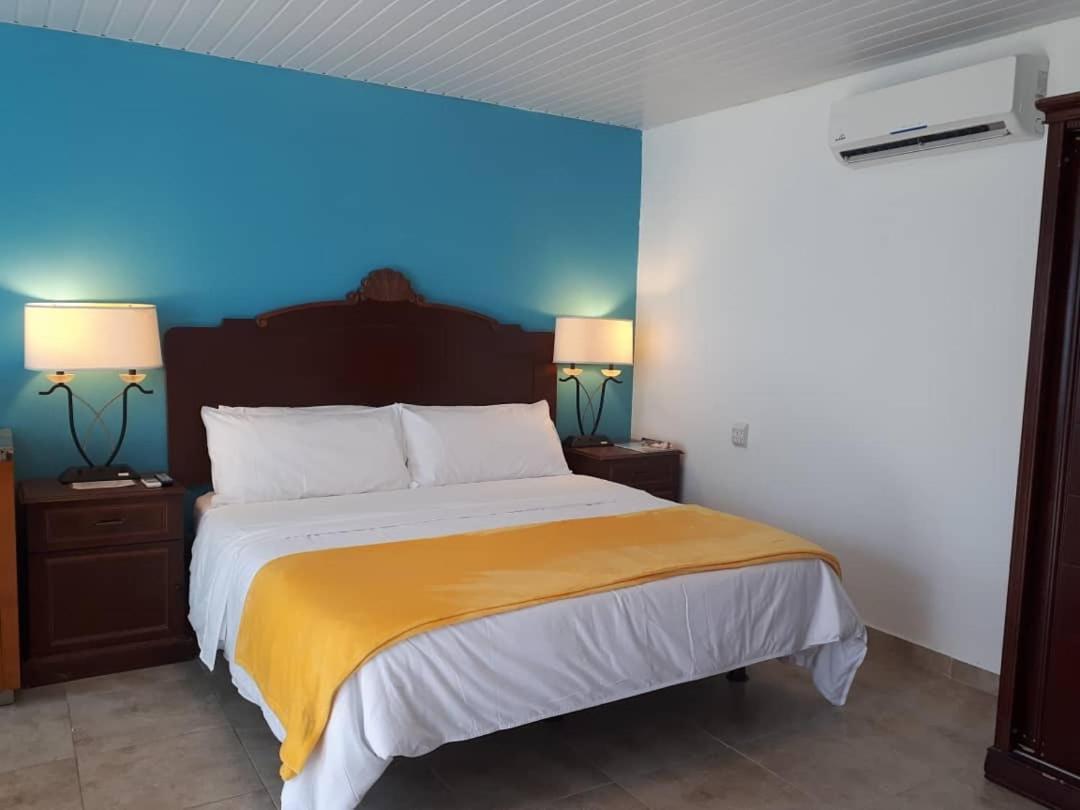 Aparthotel Solar