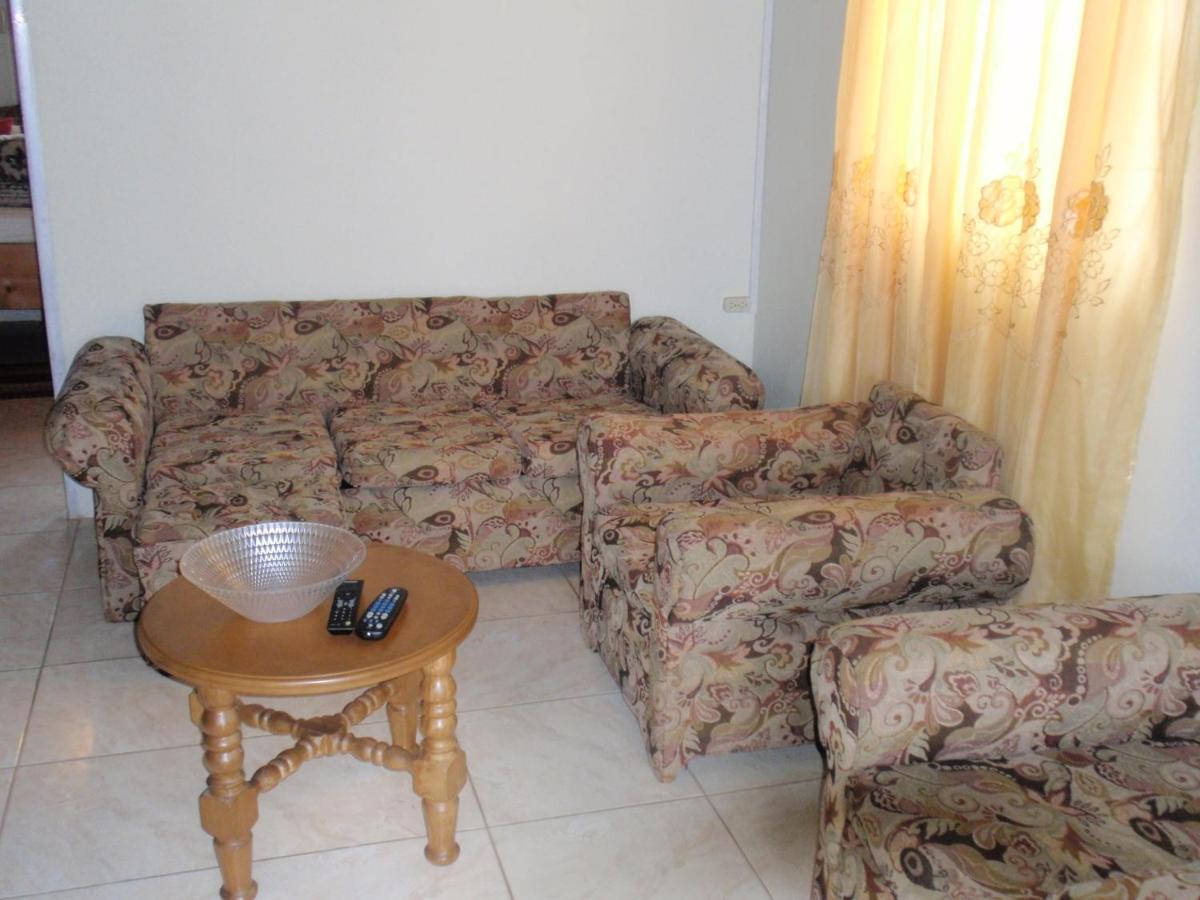 Memories And Apartamento