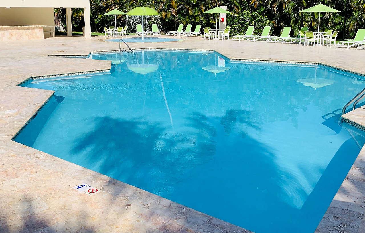 Holiday & Tropical Casino By Ihg Resort