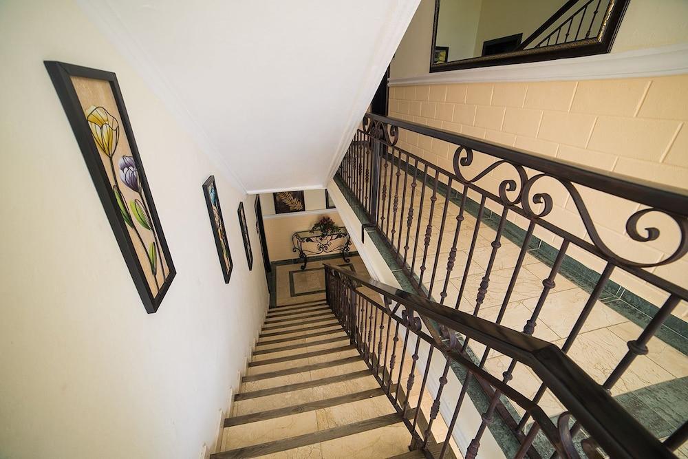 The Mt Hotel 3*