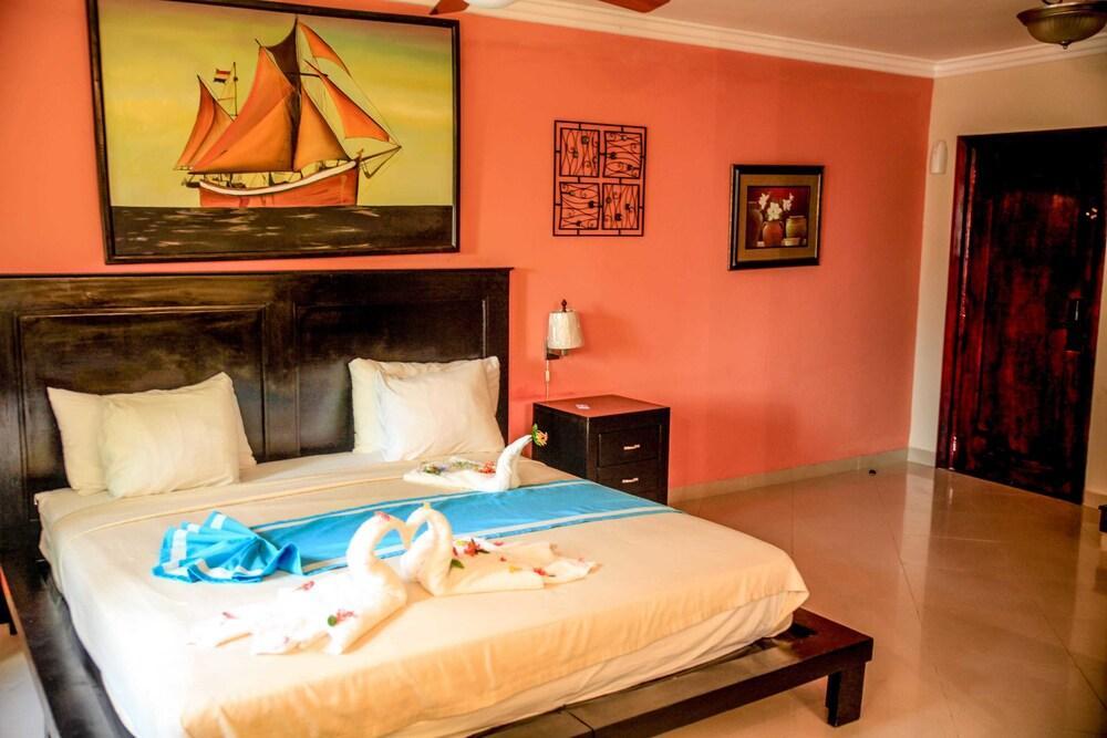 The Mt 3* Bávaro