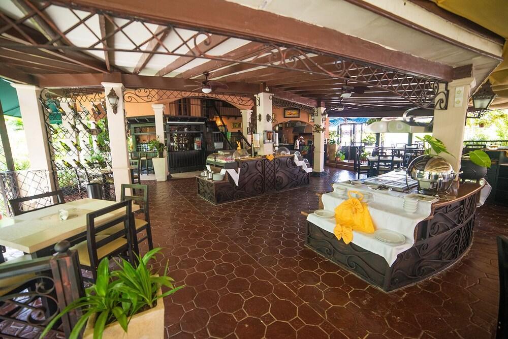 The Mt 3* Bávaro