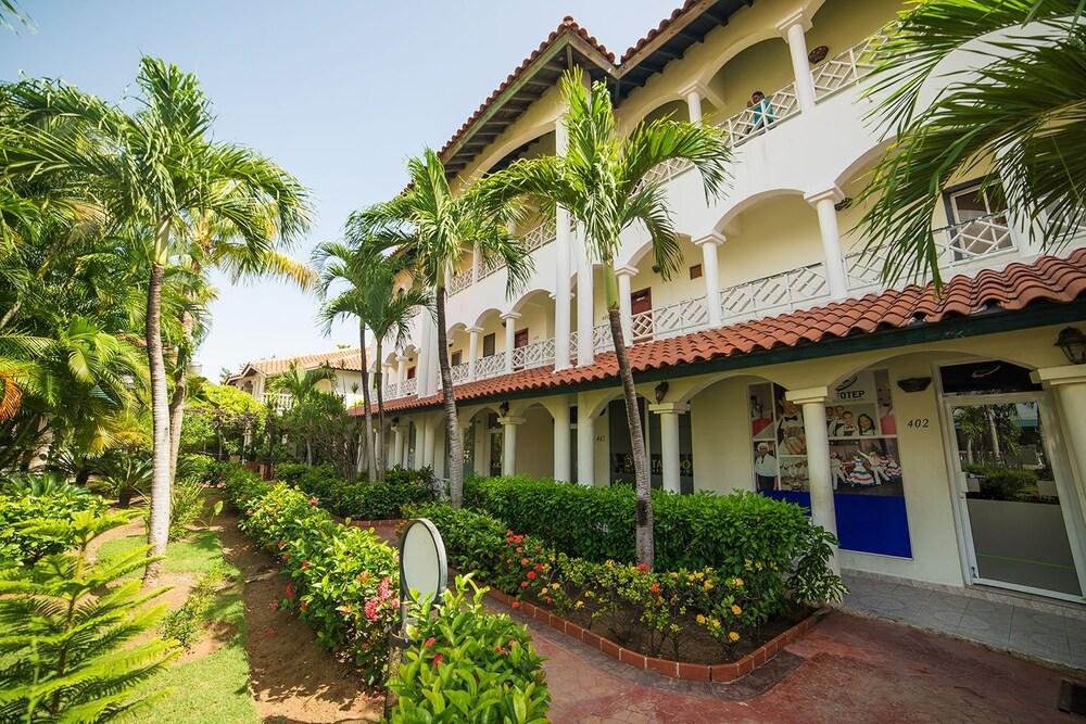 The Mt Hotel 3*