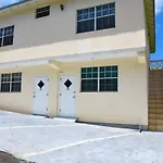 Bascombe Apartments