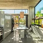 Villa Islander