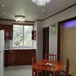 Riverside Hotel