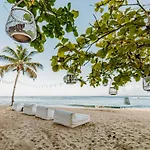 Villa Montana Beach Resort