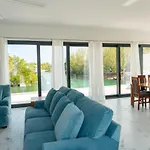 Aqua Divina