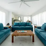 Aqua Divina