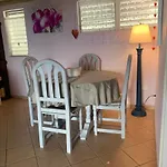 Vista Mare - Cozy Apartment With Beach At Walking Distance