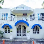 Ocho Rios Ocean Front Luxury Studio Sky Castles 24 Hrs Sleeps 2