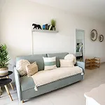 Superb Studio Lagoon View