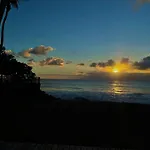 1 Corcega Beachfront Suites